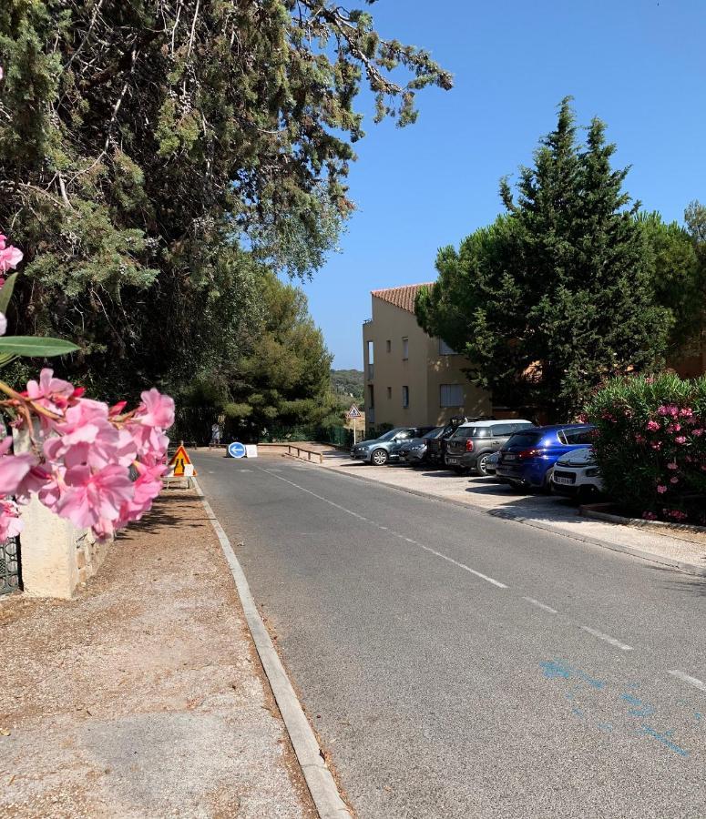 L'Escale Apartman Carqueiranne Kültér fotó
